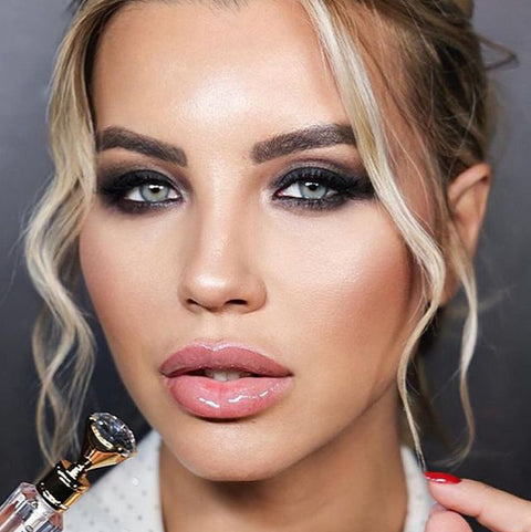 Smoky Eyes Perfetto: Il Trucco degli Occhi che Valorizza